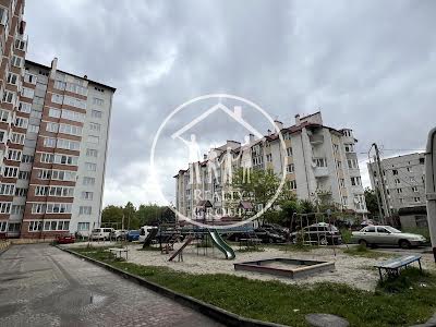 квартира за адресою Івана Величковського вул., 61