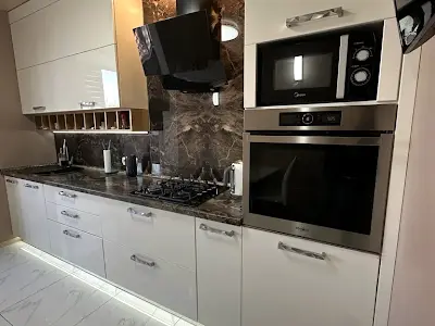 квартира за адресою Сімейна вул., 1