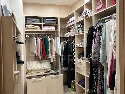 квартира за адресою Старонаводницька вул., 13