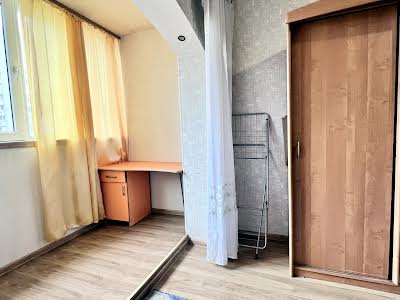квартира за адресою Печенізька вул., 34