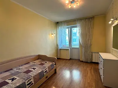 квартира за адресою Микільсько-Слобідська вул., 6-Б