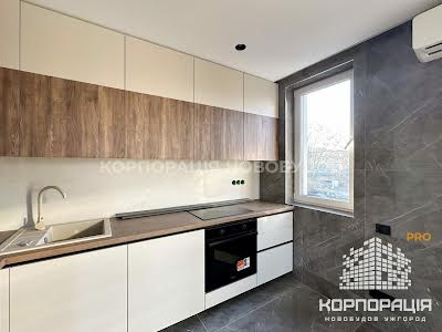 квартира за адресою Минайська вул., 16Б