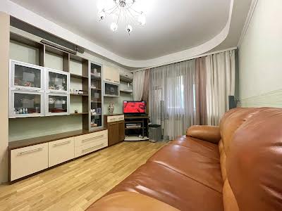 квартира за адресою Остафія Дашкевича вул. (Курнатовського), 19-А