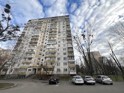 квартира по адресу Олега Мудрака ул. (Генерала Наумова), 33-А