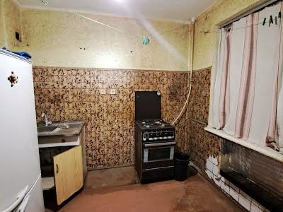 квартира за адресою вул.Лазурна, 24