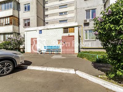 квартира за адресою Миколи Закревського вул., 39а