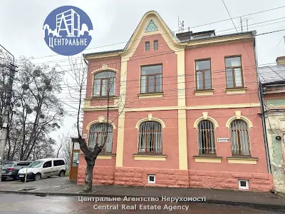 комерційна за адресою Конституційна вул. (28 Червня), 62