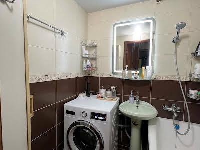 квартира за адресою Академіка Корольова вул., 81/2
