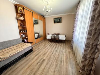 квартира за адресою котляревського, 20