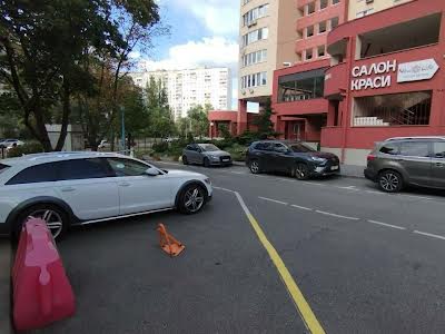 квартира по адресу Павла Тычины просп., 18-Б