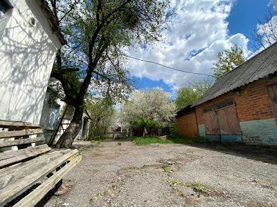 участок по адресу провулок Садовий, 1