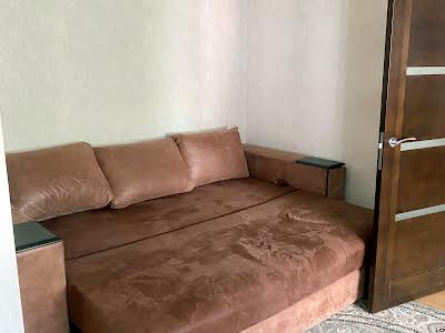 квартира по адресу Первомайского Леонида ул., 11