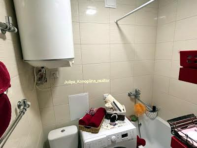 квартира за адресою Лазаряна вул., 10