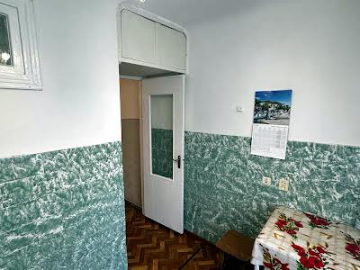 квартира по адресу Украинской Победы ул. (Академіка Сахарова), 27