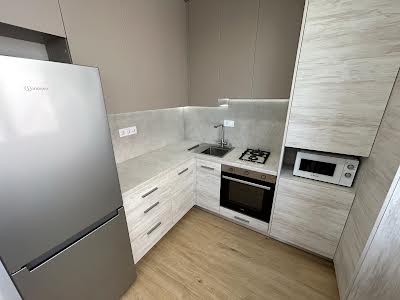 квартира за адресою Приозерний бульв., 5