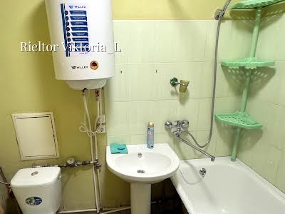 квартира за адресою Космонавтів вул., 3