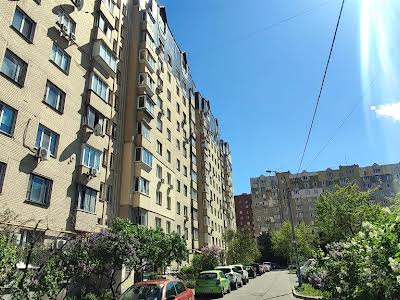 квартира по адресу Анны Ахматовой ул., 5