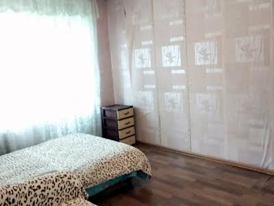 квартира за адресою Ірини Бекешкіної вул. (Генерала Карбишева), 10