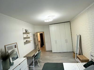 квартира по адресу Единства ул., 6