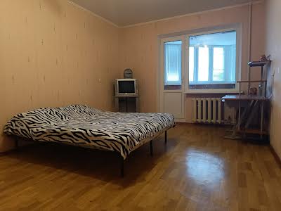 квартира за адресою Левка Лук'яненка вул. (Маршала Тимошенка), 15-Г