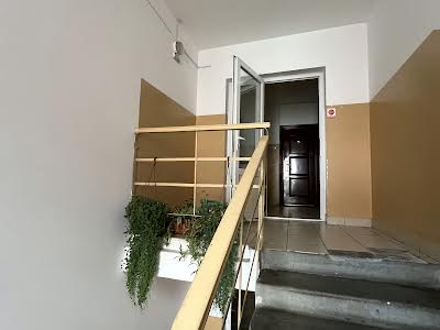 квартира за адресою Рильського вул., 7д
