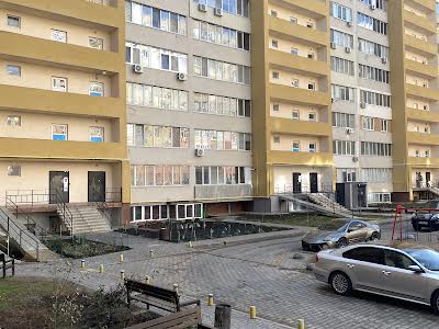 квартира за адресою Академіка Сахарова вул., 16