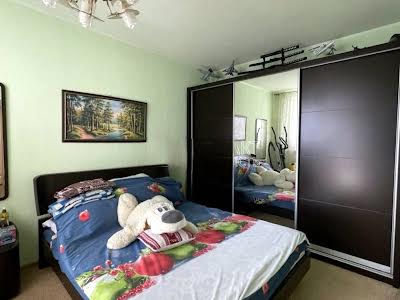 квартира за адресою Метробудівників вул., 27