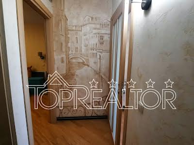 квартира по адресу Комарова пер., 9
