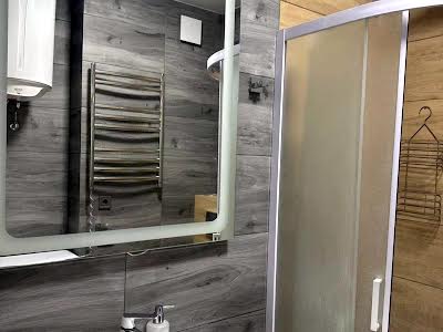 квартира за адресою Регенераторна вул., 4
