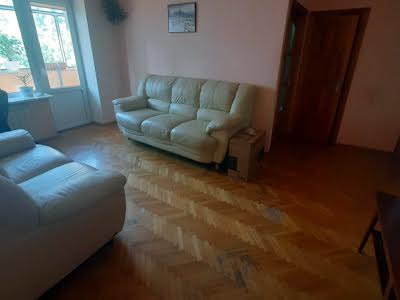 квартира за адресою Велика Васильківська вул. (Червоноармійська), 114