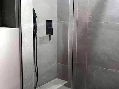 квартира за адресою Салютна вул., 2к18