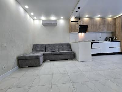 квартира за адресою Набережна Перемоги вул., 44