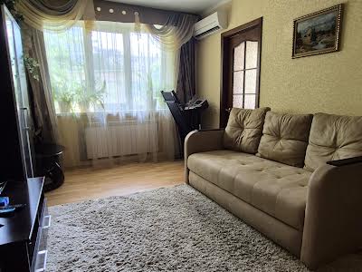 квартира за адресою Холодноярської бригади, 10