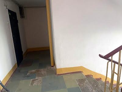 квартира за адресою Героїв просп., 12
