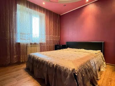 квартира за адресою Сахарова, 3