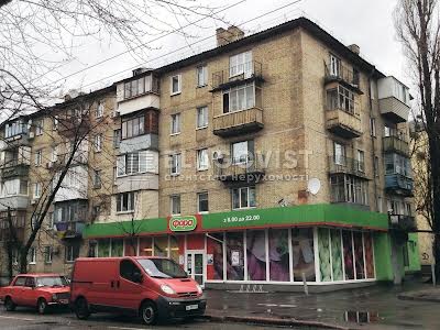 квартира за адресою Будівельників вул., 8