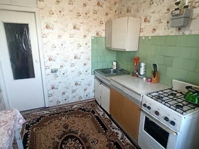 квартира за адресою Грушевського, 69