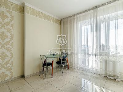 квартира за адресою Харківське шосе, 19а