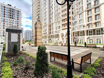 квартира за адресою Михайла Максимовича вул. (Онуфрія Трутенка), 28е