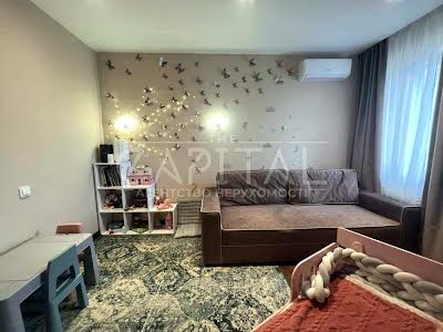 квартира за адресою Новопольова вул., 2 корп. 2
