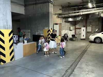 квартира за адресою Дніпровська набережна вул., 26г