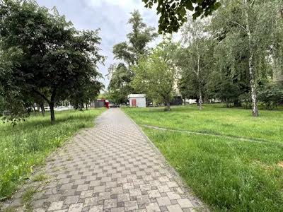 квартира за адресою Миколи Ушакова вул., 4