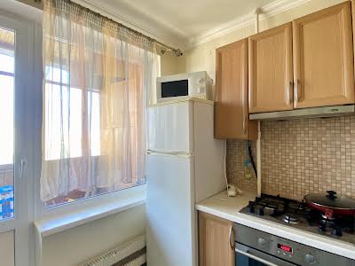 квартира за адресою Амвросія Бучми бульв., 8
