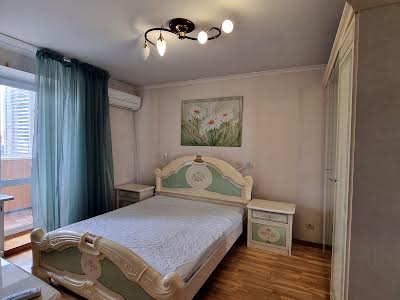 квартира за адресою Київ, Стадіонна вул., 6-А