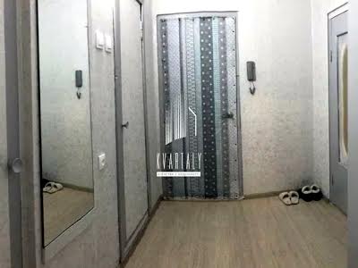 квартира за адресою Лариси Руденко вул., 8