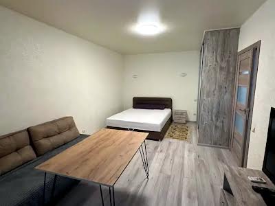 квартира за адресою Набережна Перемоги вул., 44м