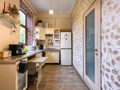 квартира за адресою Лисенка, 29