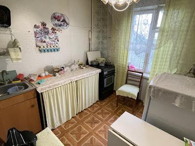 квартира за адресою Мостицька вул., 8