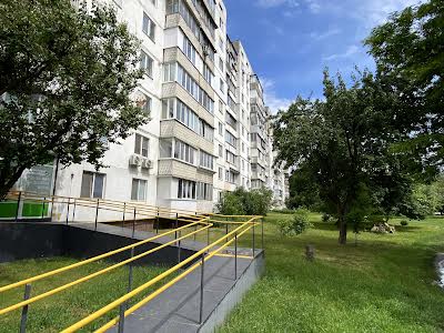 квартира за адресою Європейського Союзу просп. (Правди), 64