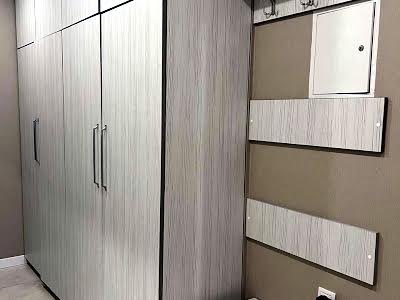 квартира за адресою Драгоманова вул., 38-А